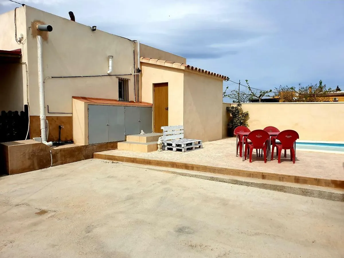 Caseta De L'Avi Camarles